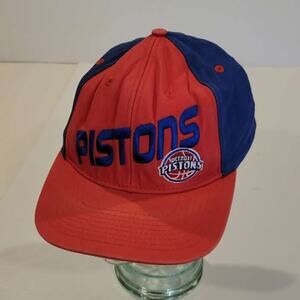 Vintage Detroit Pistons NBA Elevation Embroidered Logo Adjustable Snapback Hat